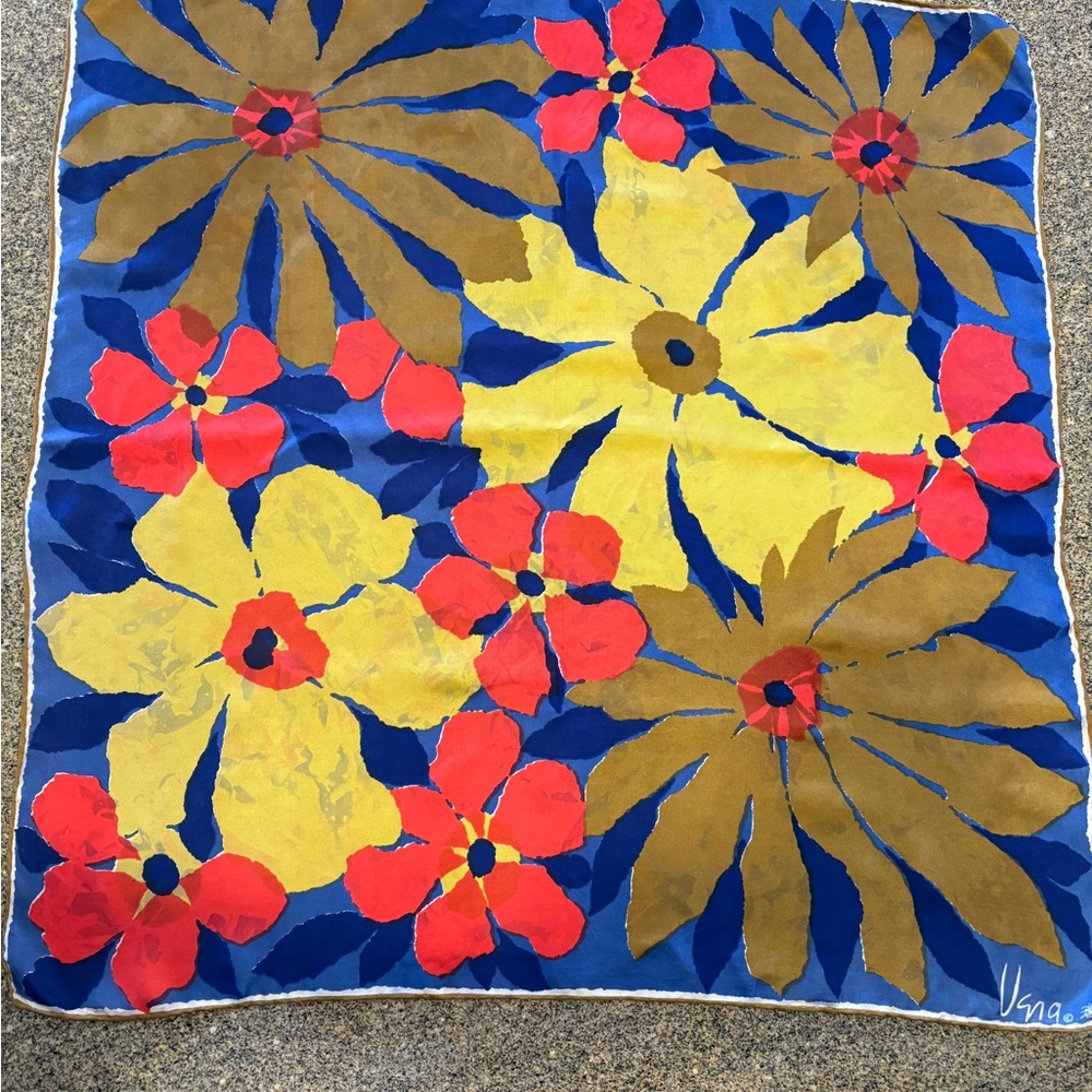 Vera Floral Pattern Scarf 26”x 26”